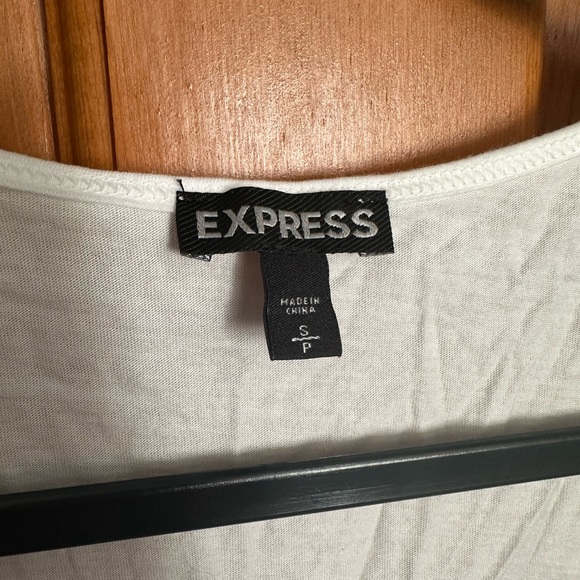 Express. Small. Tank Top. - Picture 3 of 3